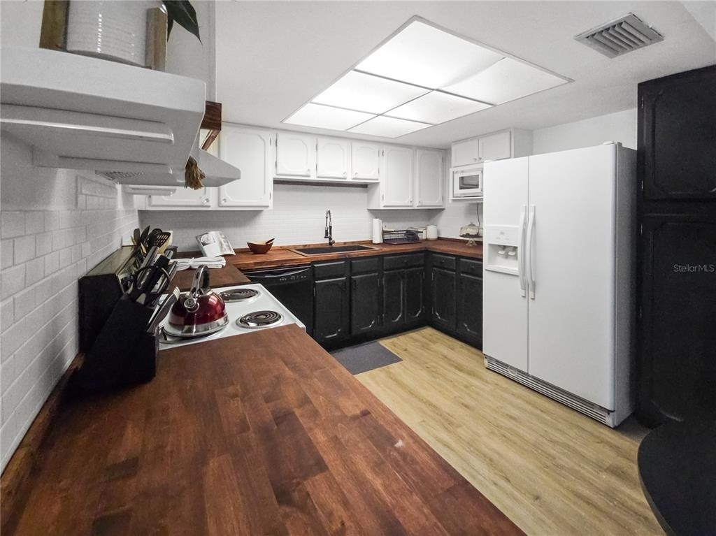 623 Midway Drive - Photo 7