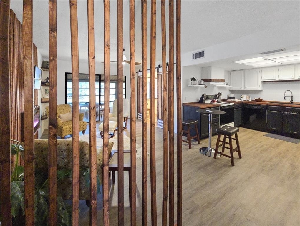 623 Midway Drive - Photo 3
