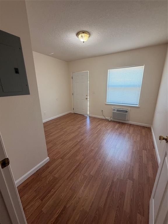 110 Forest Avenue - Photo 2