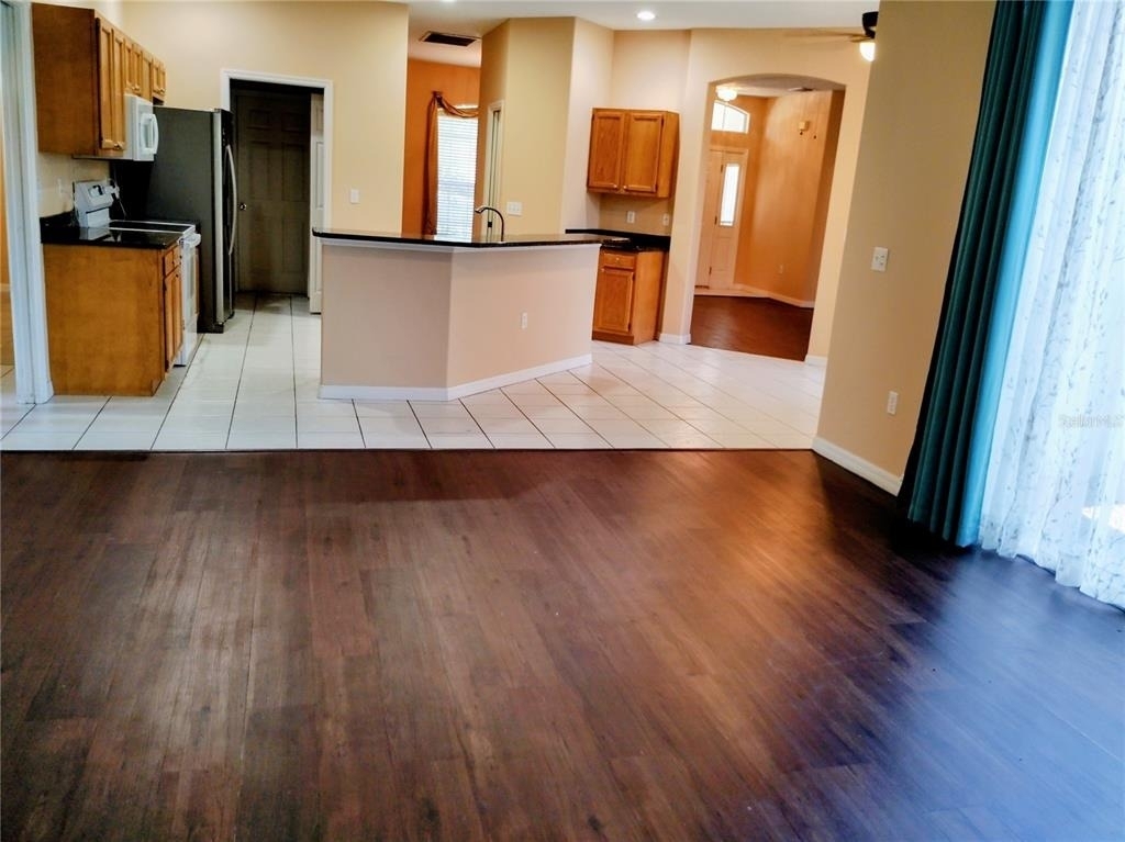 4509 30th Lane E - Photo 2