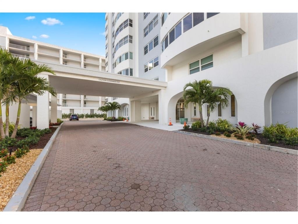 1750 Benjamin Franklin Drive - Photo 3