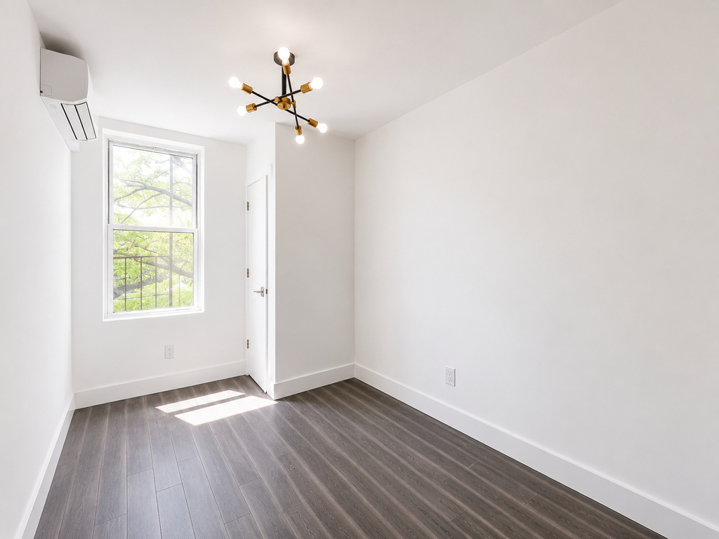 416 Rogers Avenue - Photo 5