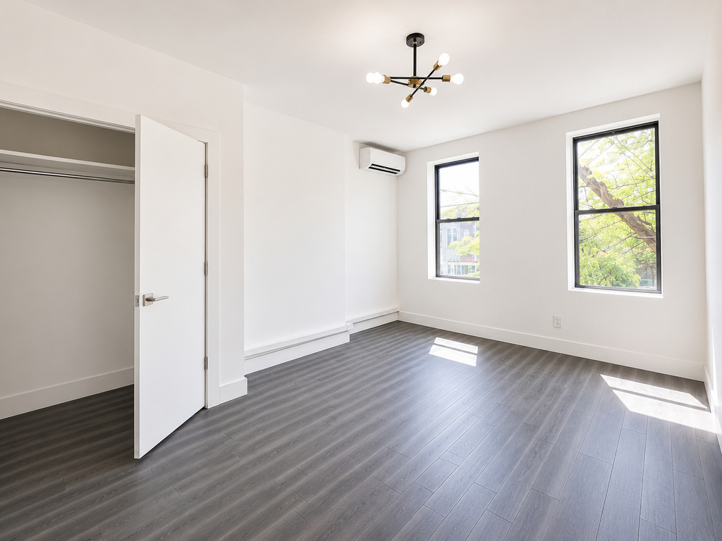 416 Rogers Avenue - Photo 4