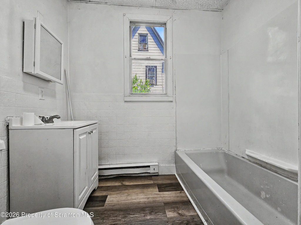 602 Prospect Avenue - Photo 3