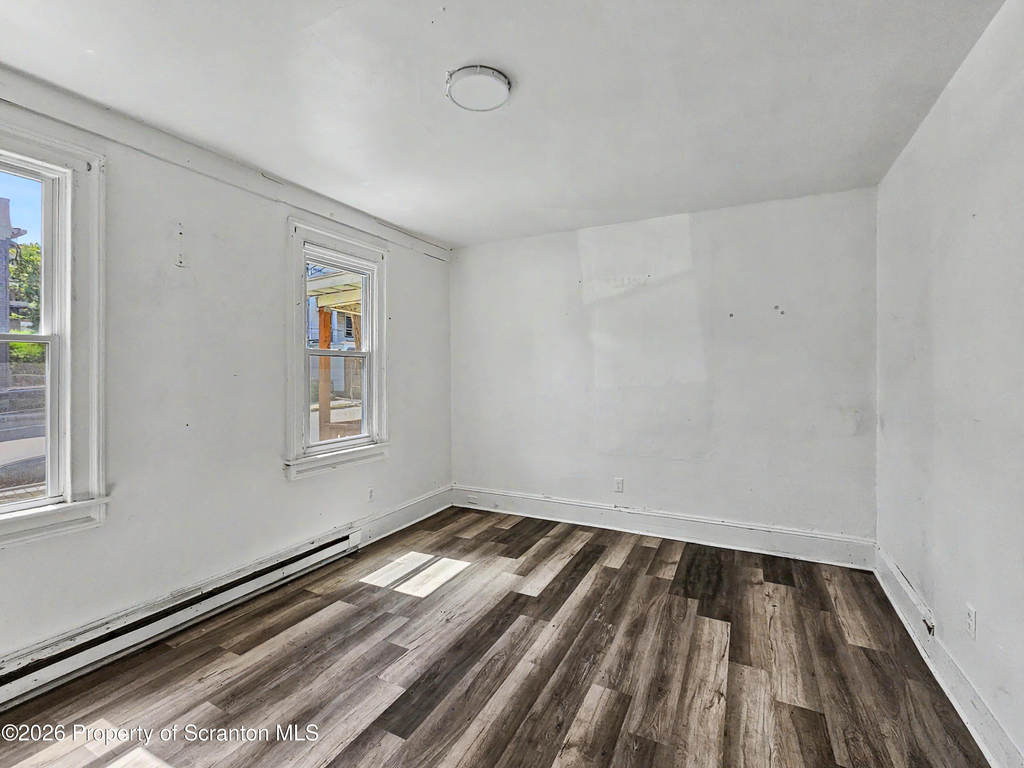 602 Prospect Avenue - Photo 5