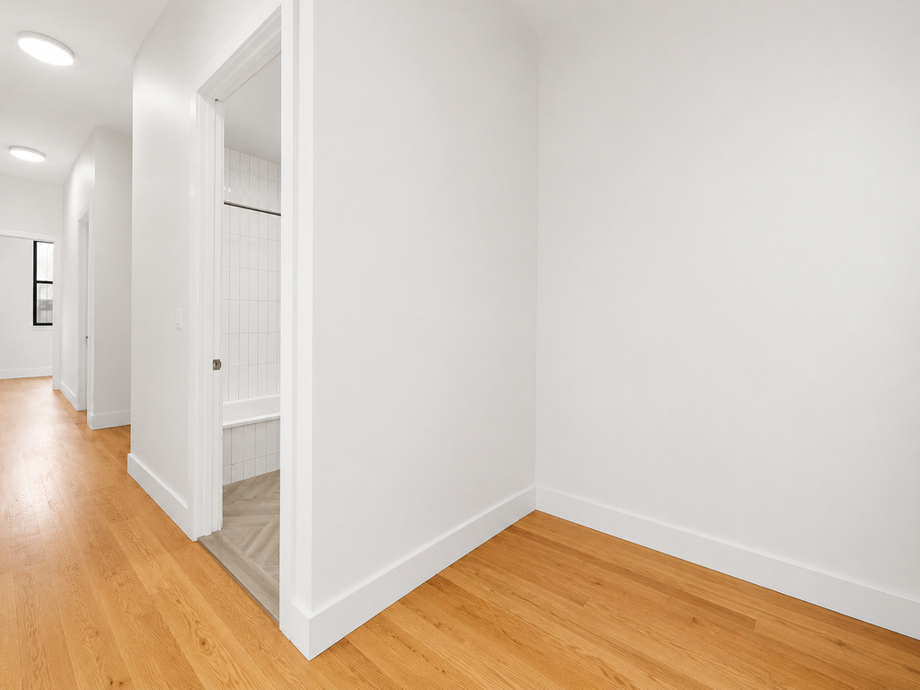 483 Evergreen Avenue - Photo 9