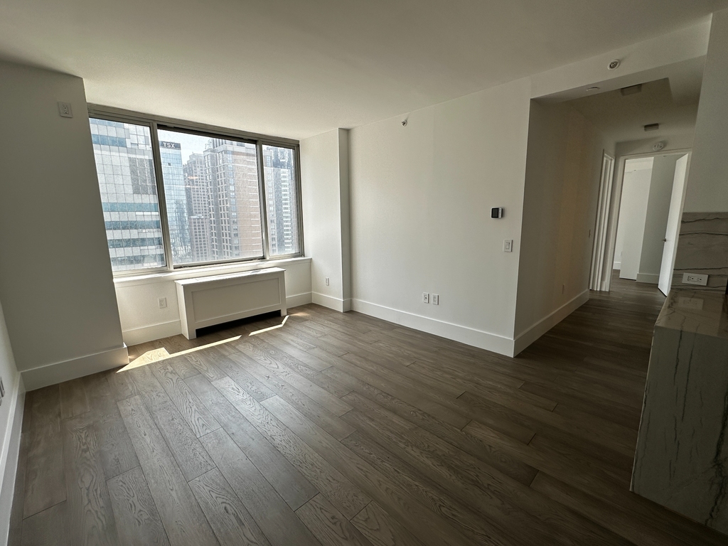 47th St & 8th Ave - Photo 9