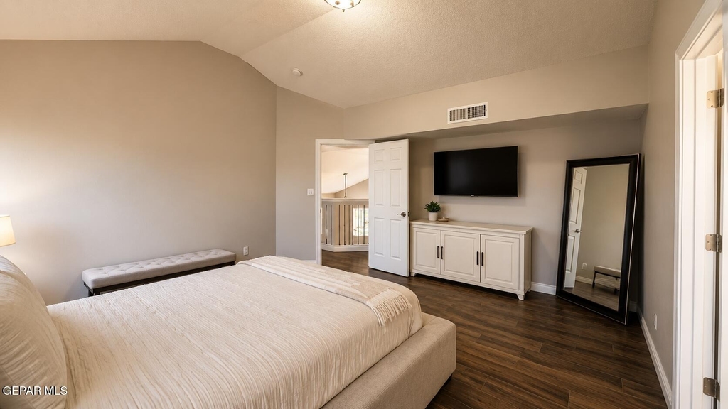 836 Sunset Park Drive - Photo 18