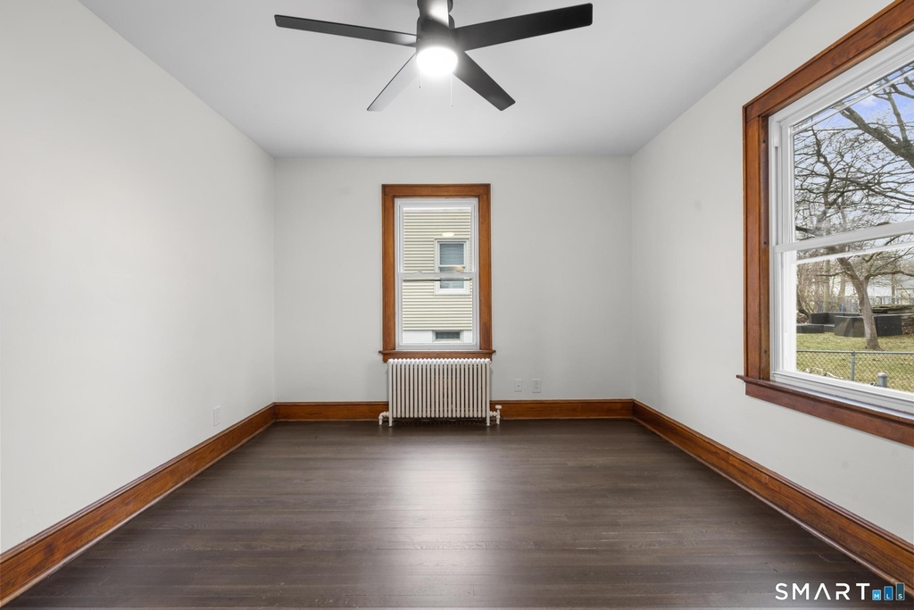 37 Byrneside Avenue - Photo 18