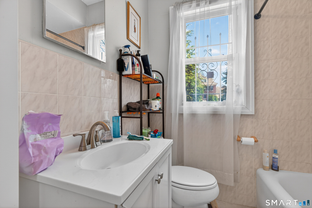 224 Huntington Street - Photo 7