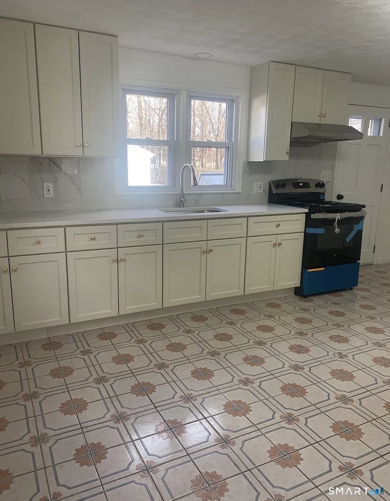 330-332 Cherry Street - Photo 2