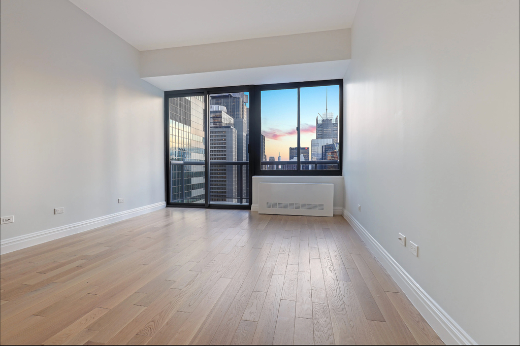 West 48th Street & 8th Avenue - Photo 0