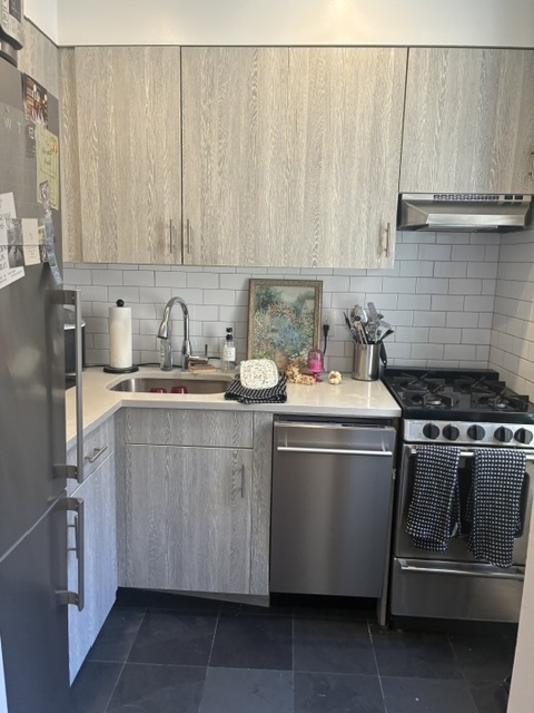 425 East 65th Street - Photo 1