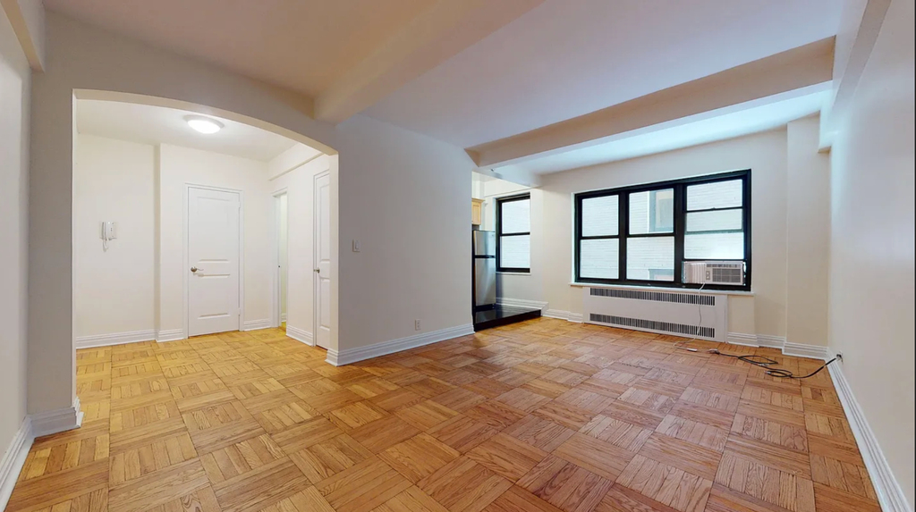 East 56th Street - Photo 1