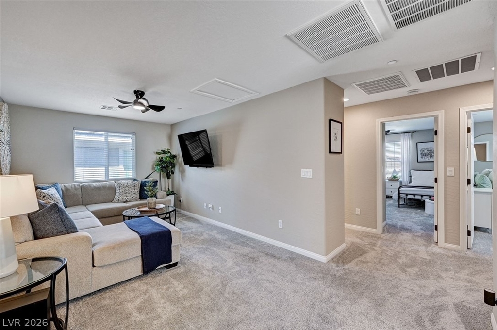 372 Silva Place - Photo 16