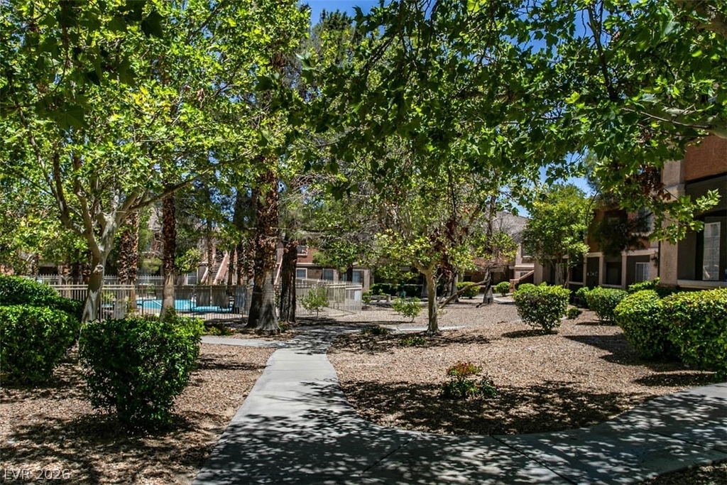 7632 Pacific Hills Avenue - Photo 23