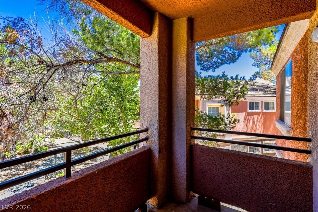 7632 Pacific Hills Avenue - Photo 22