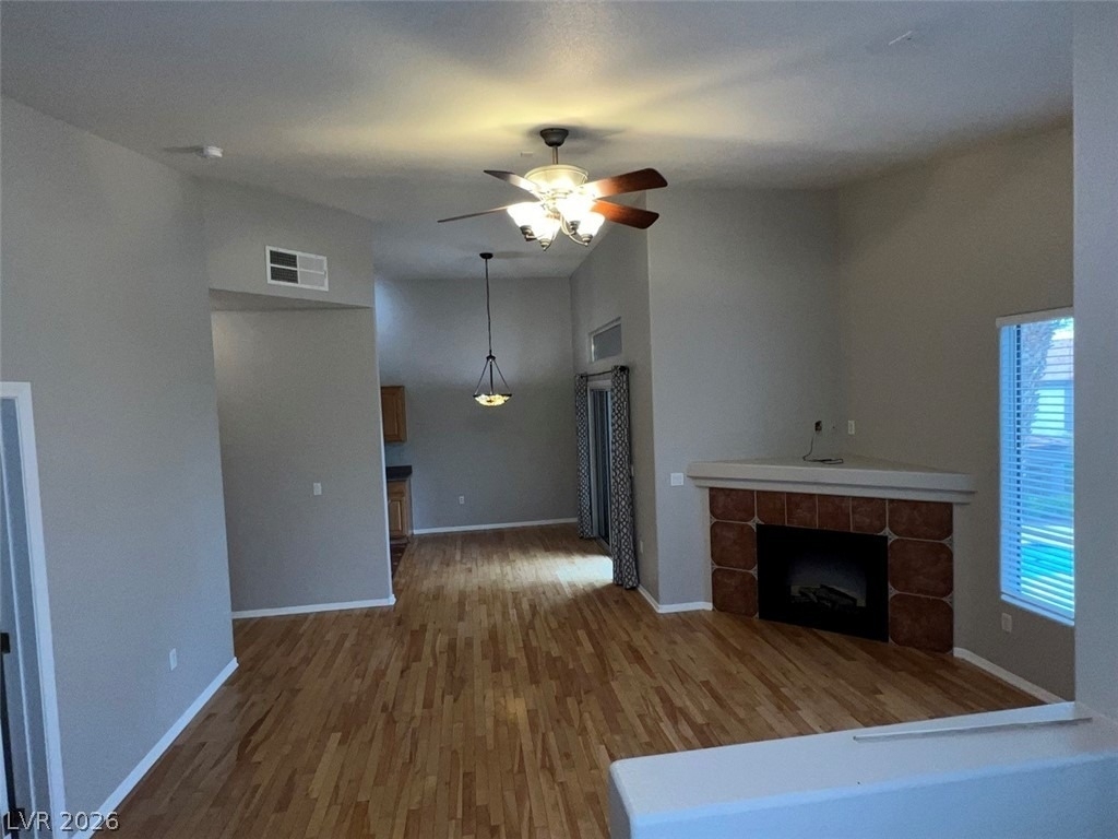 2305 W Horizon Ridge Parkway - Photo 8