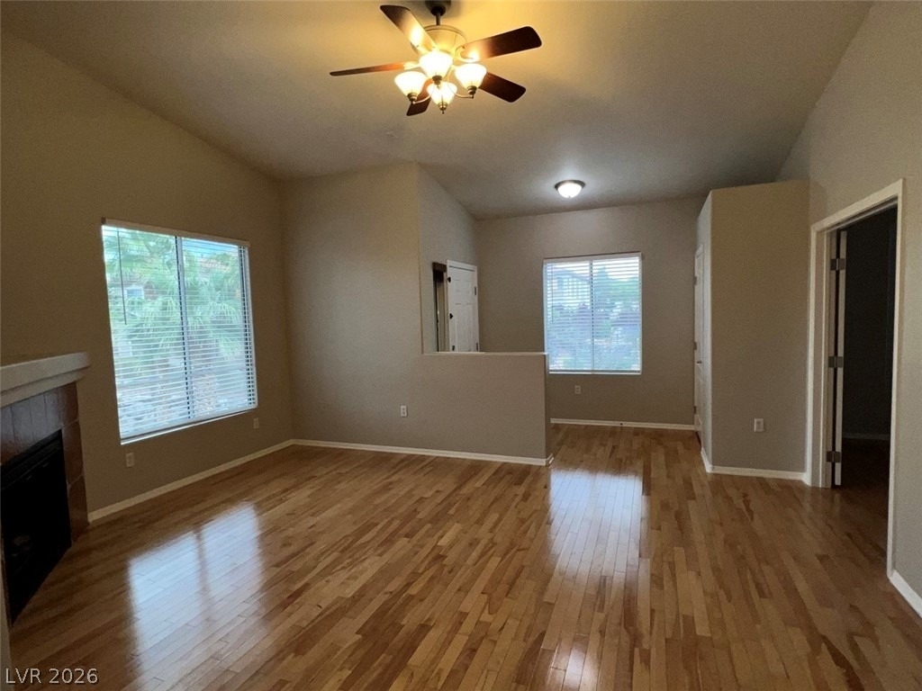 2305 W Horizon Ridge Parkway - Photo 9