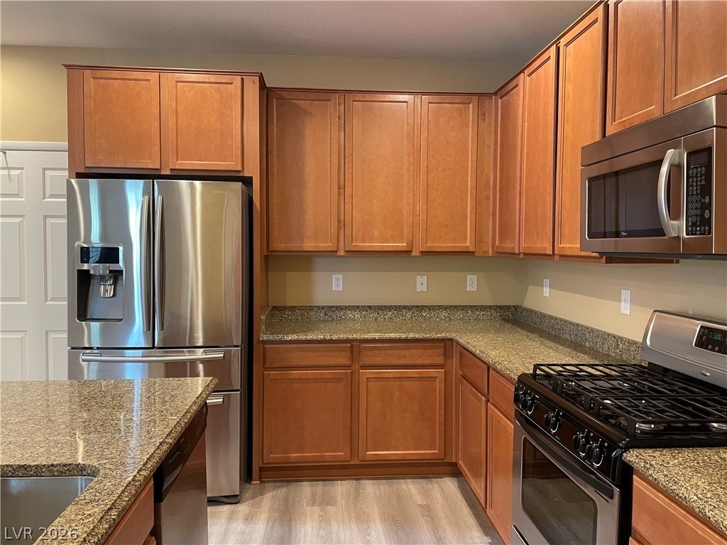 8620 Rowland Bluff Avenue - Photo 11