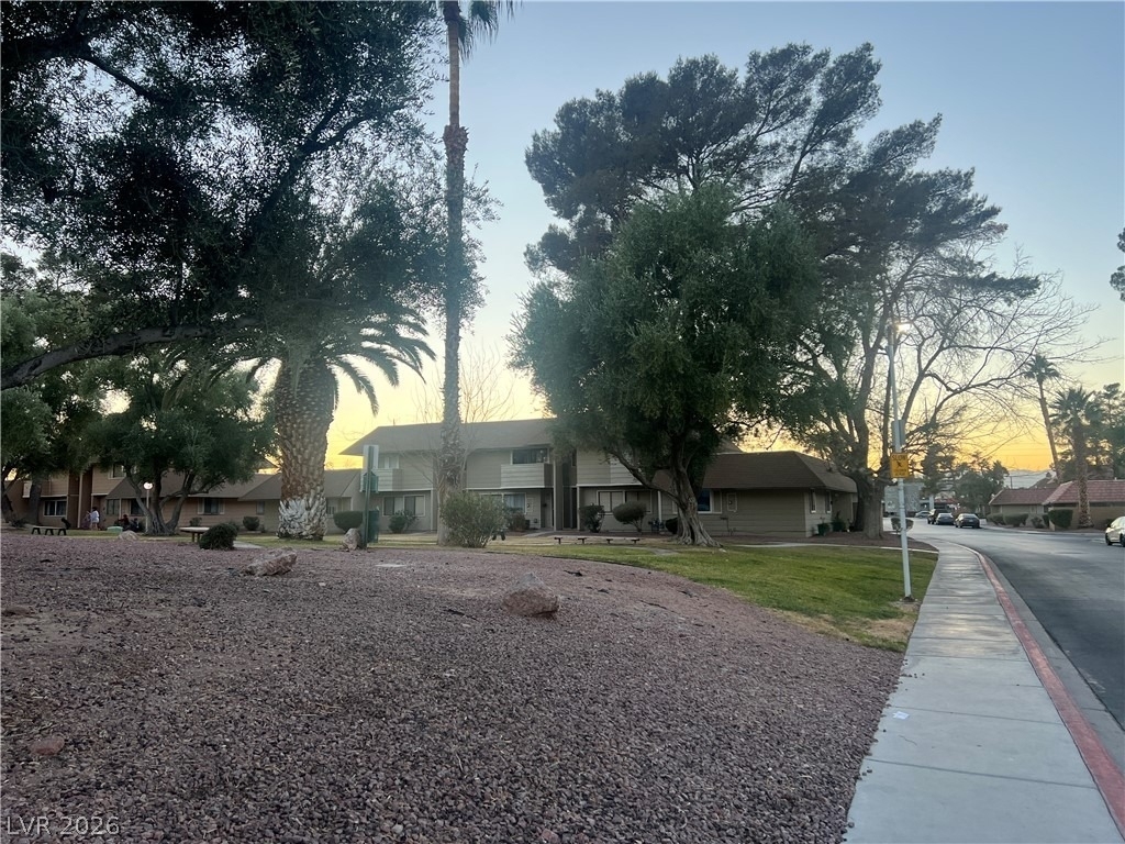 2568 Paradise Village Way - Photo 22
