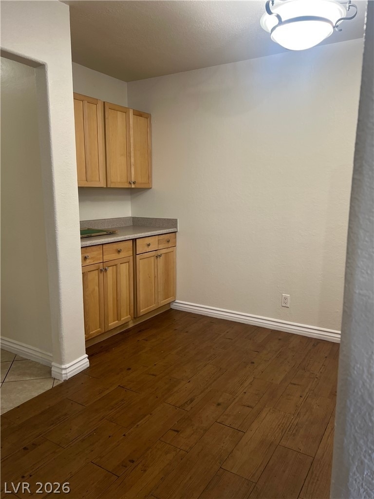 2568 Paradise Village Way - Photo 5