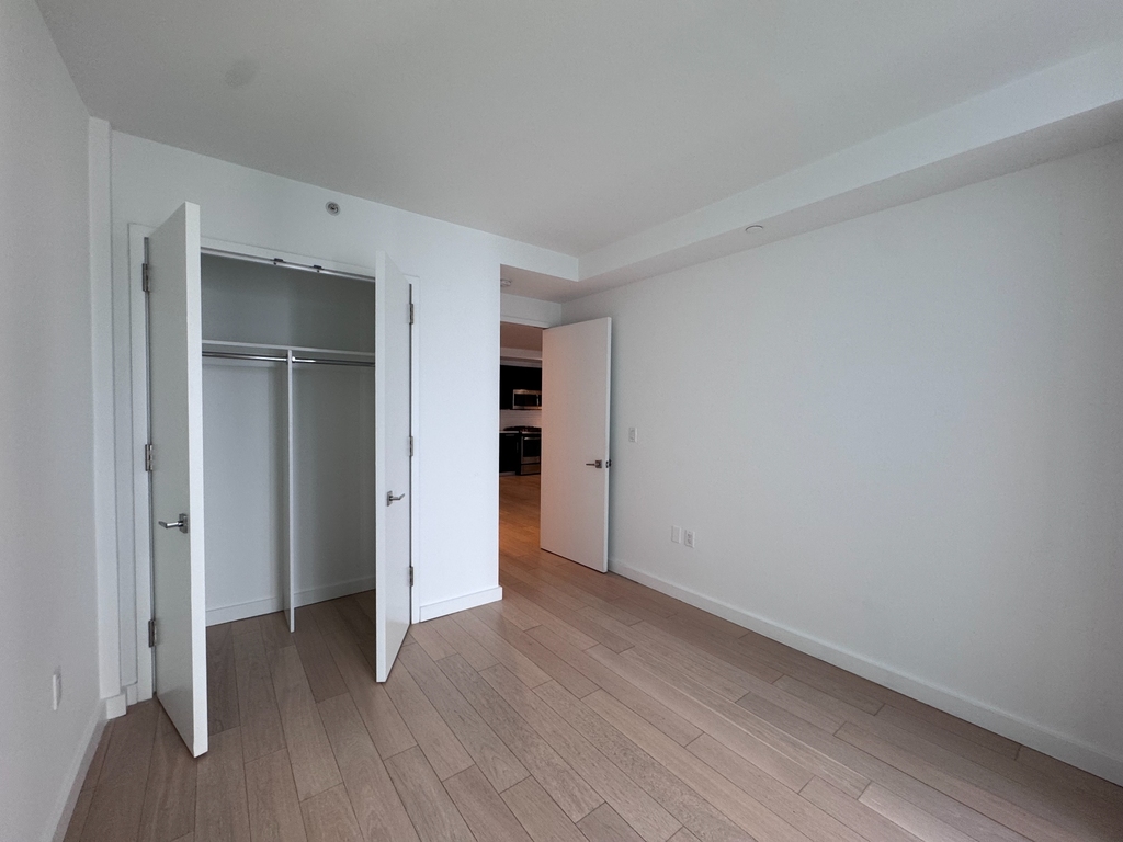 West 43rd Street - Photo 2