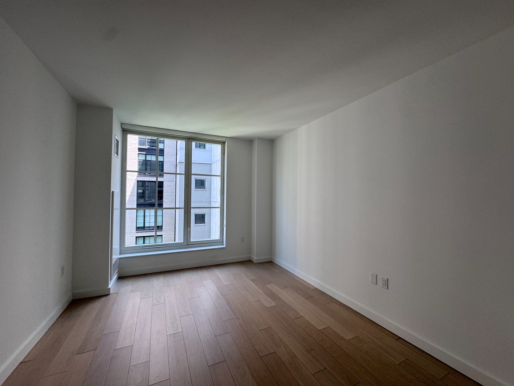 West 43rd Street - Photo 0