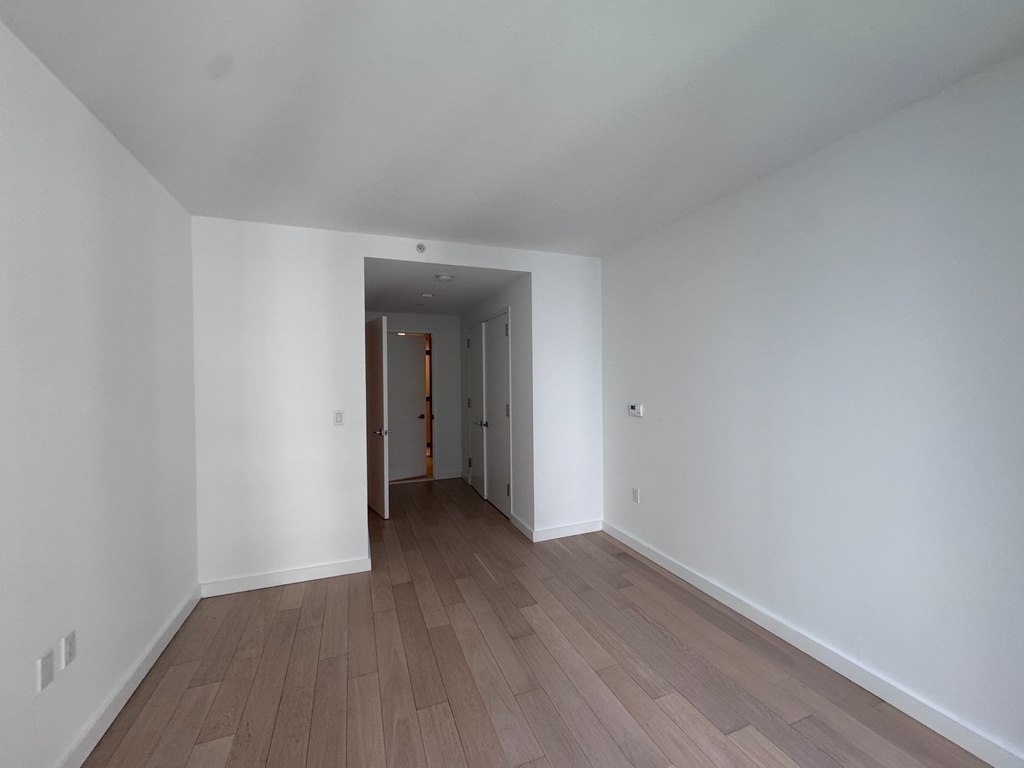 West 43rd Street - Photo 5