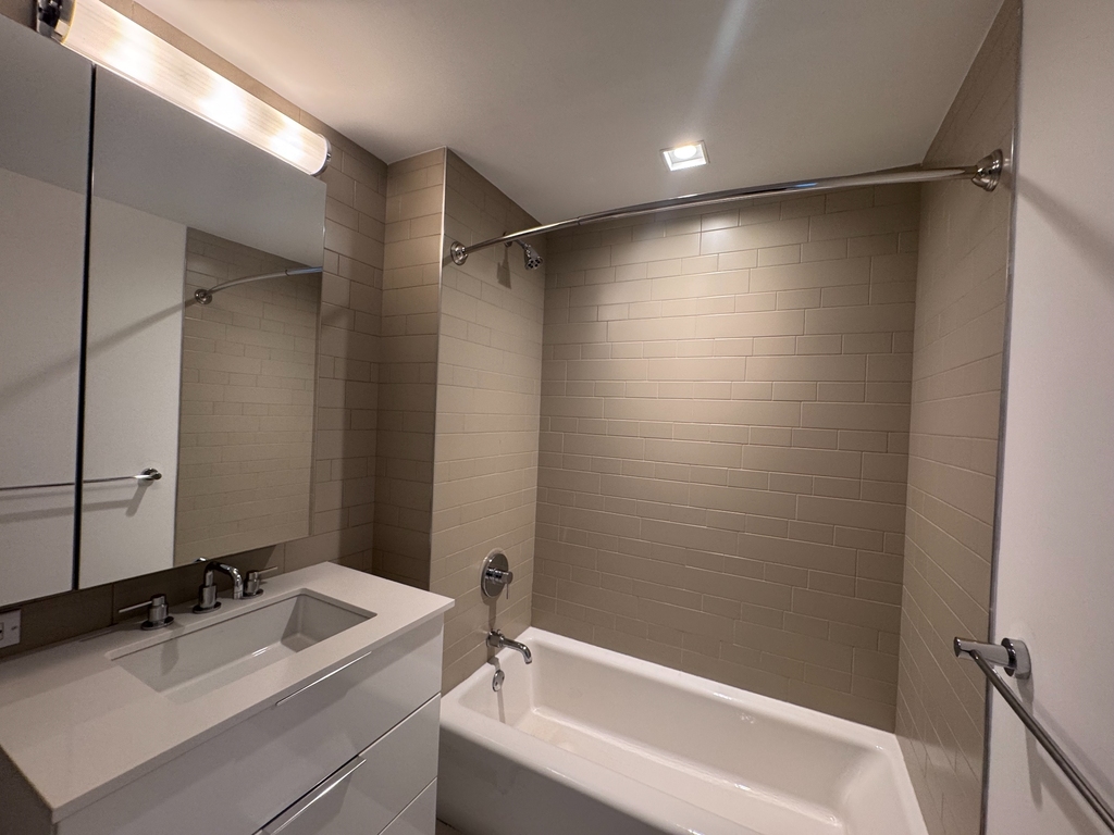 West 43rd Street - Photo 3