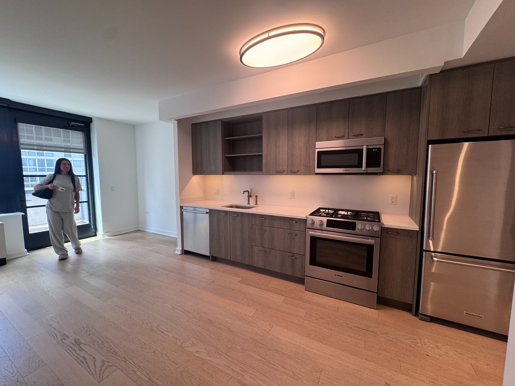 West 38th Street - Photo 1
