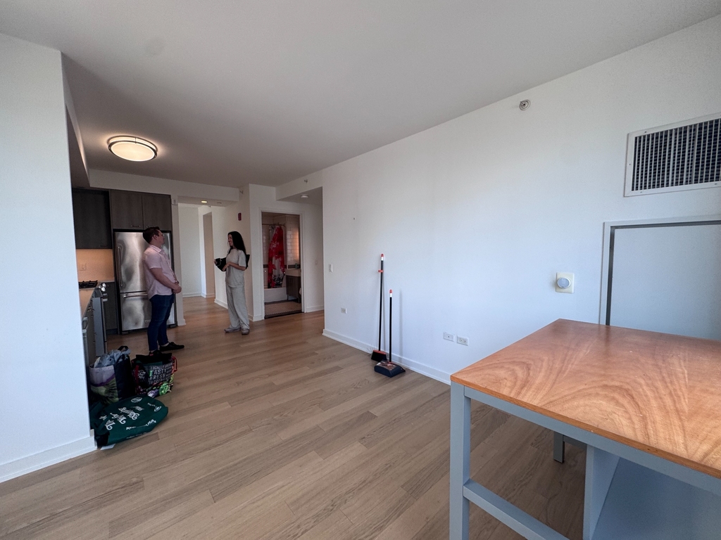 West 38th Street - Photo 3