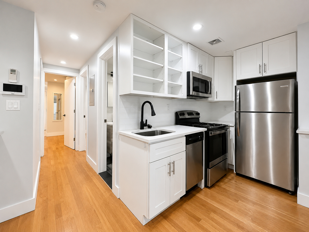225 Halsey Street - Photo 2
