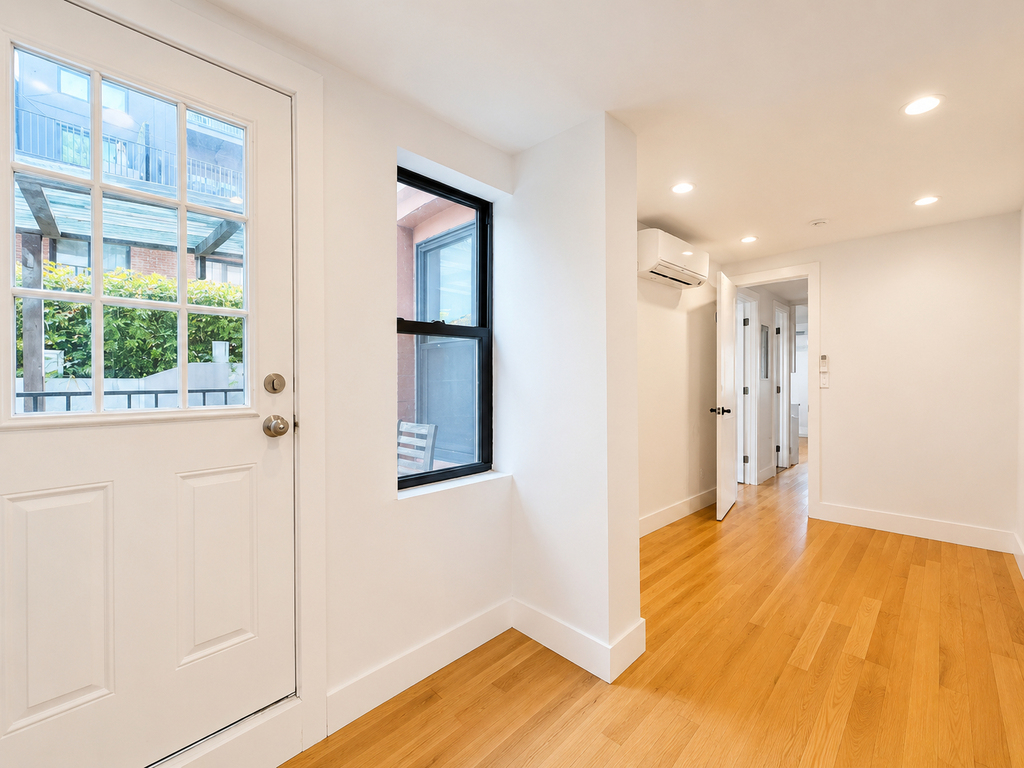 225 Halsey Street - Photo 0
