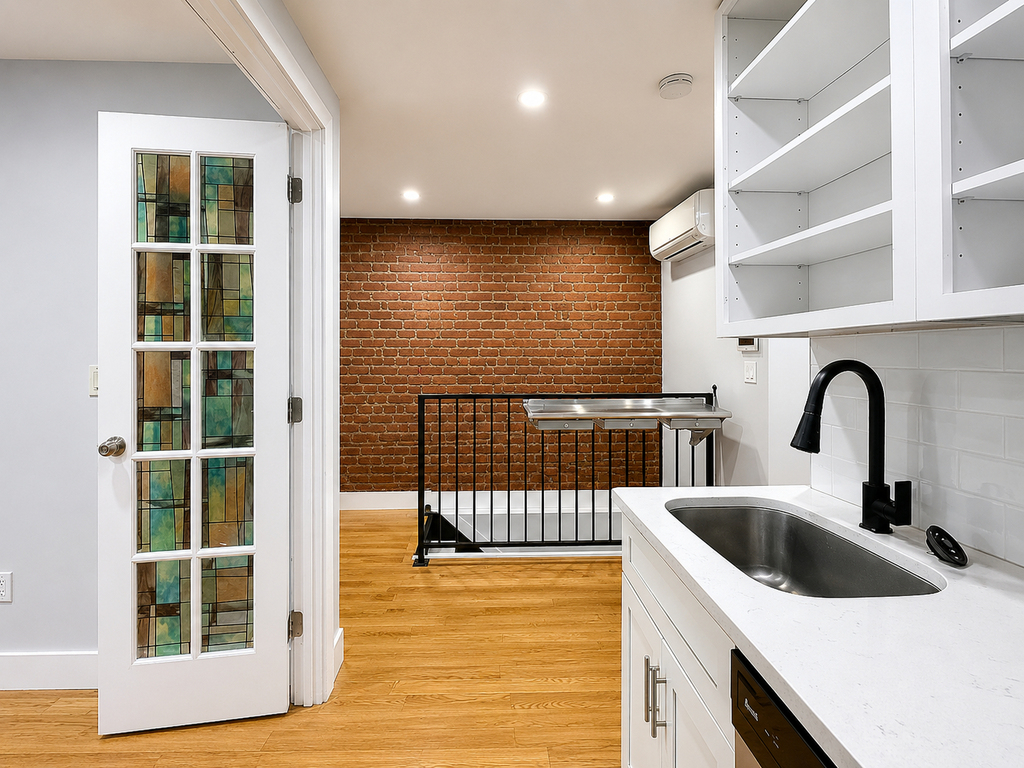 225 Halsey Street - Photo 3