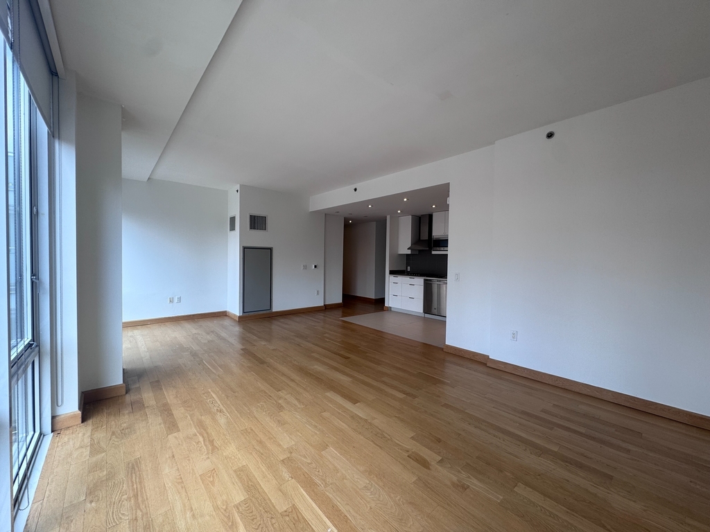 West 37th Street - Photo 2