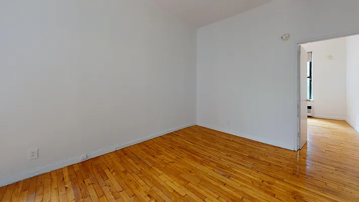 334 East 93rd Street - Photo 4