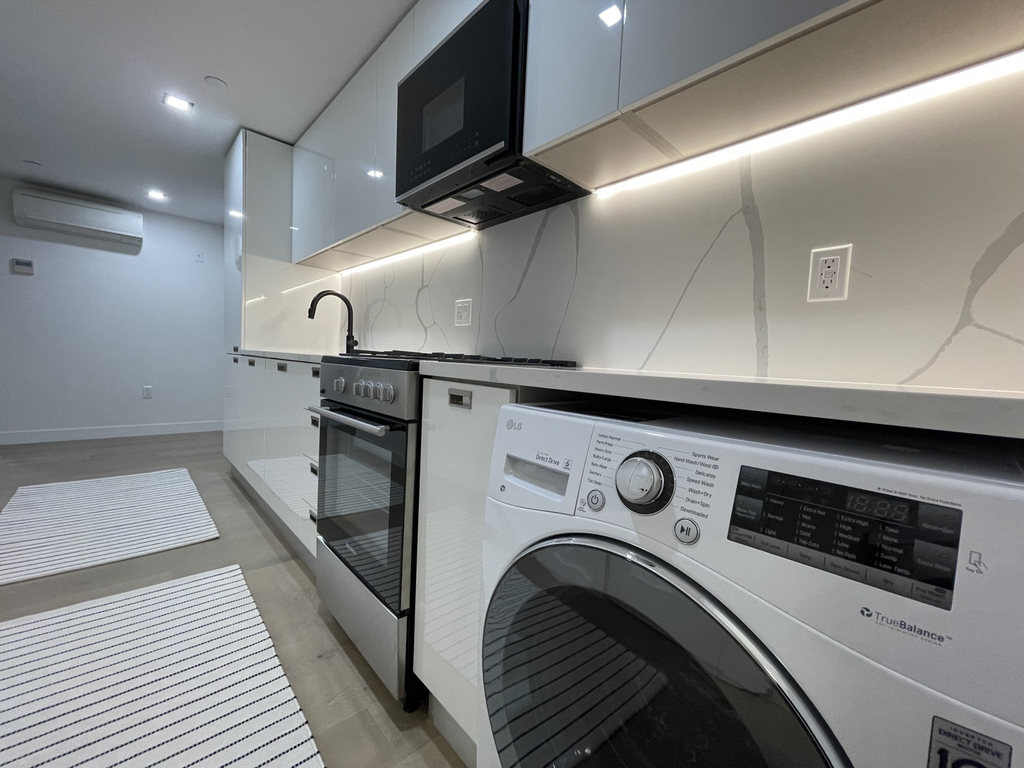 623 Avenue H - Photo 0