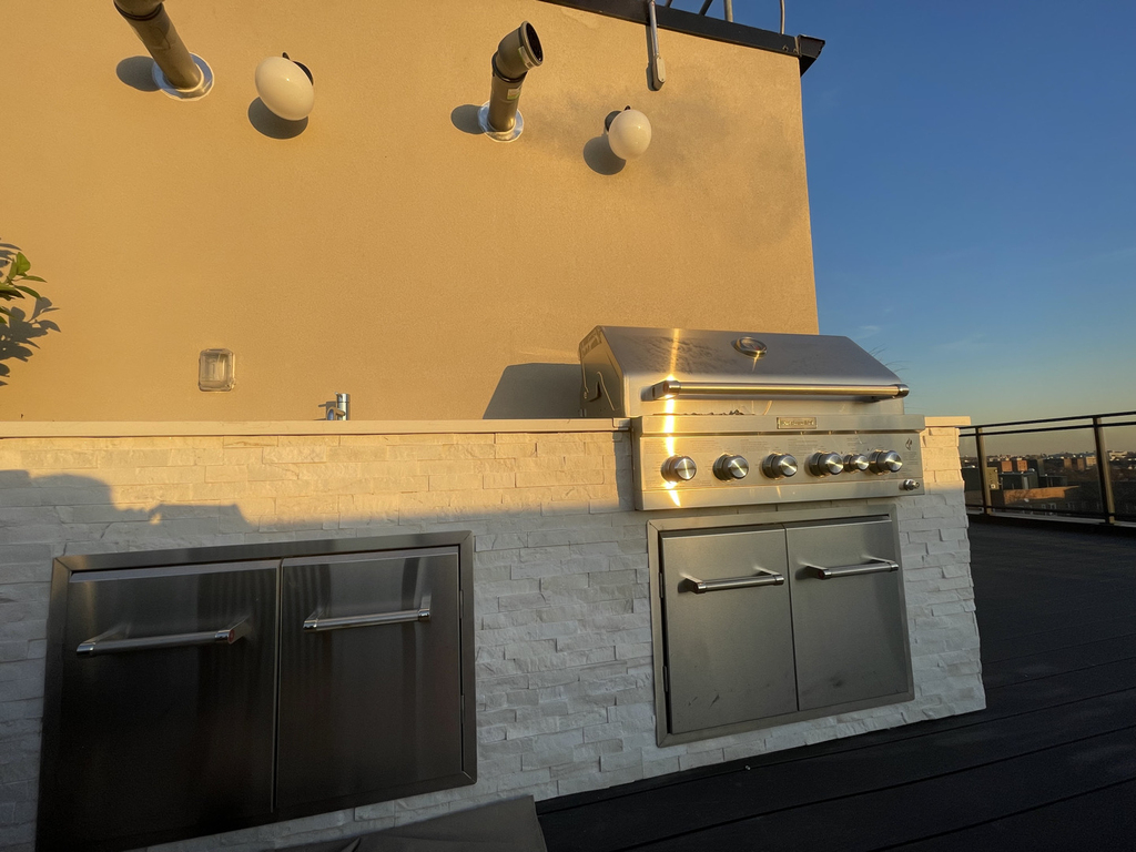 623 Avenue H - Photo 8