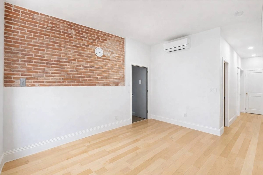 123 Mulberry Street - Photo 3