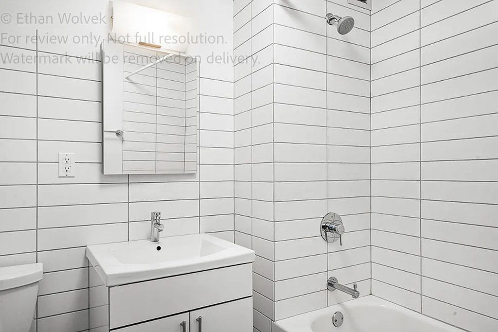607 West 161st Street - Photo 4