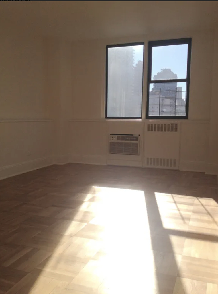  East 79th Street - Photo 0