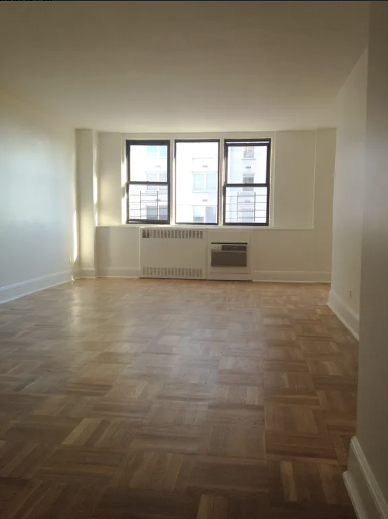  East 79th Street - Photo 1