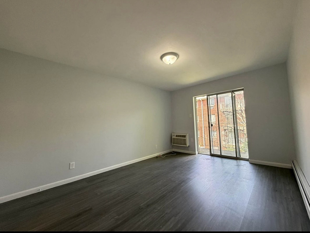1121 East 73rd Street - Photo 18