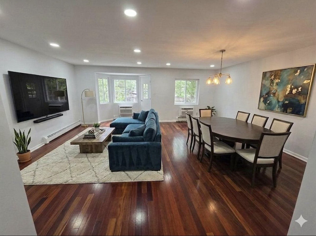 1121 East 73rd Street - Photo 0