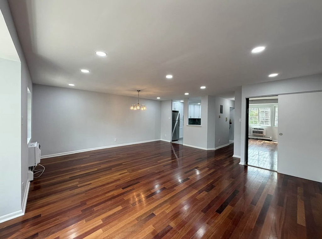 1121 East 73rd Street - Photo 4