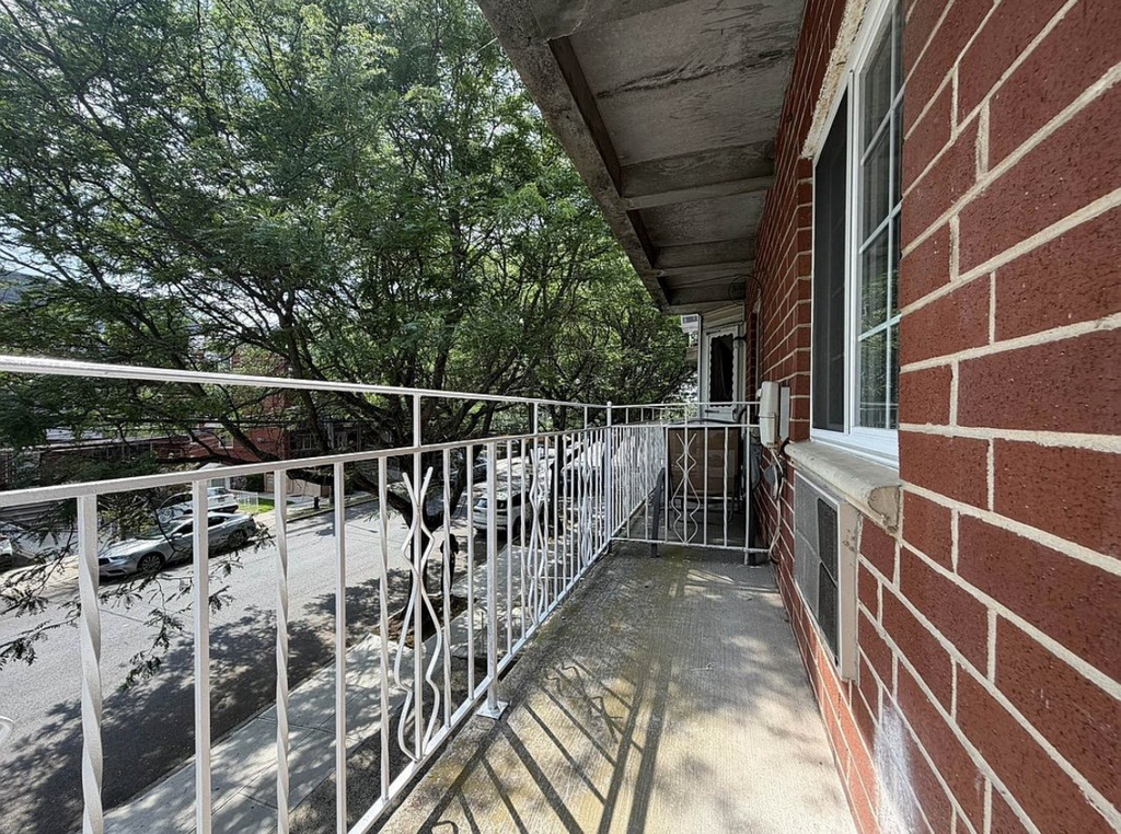 1121 East 73rd Street - Photo 7