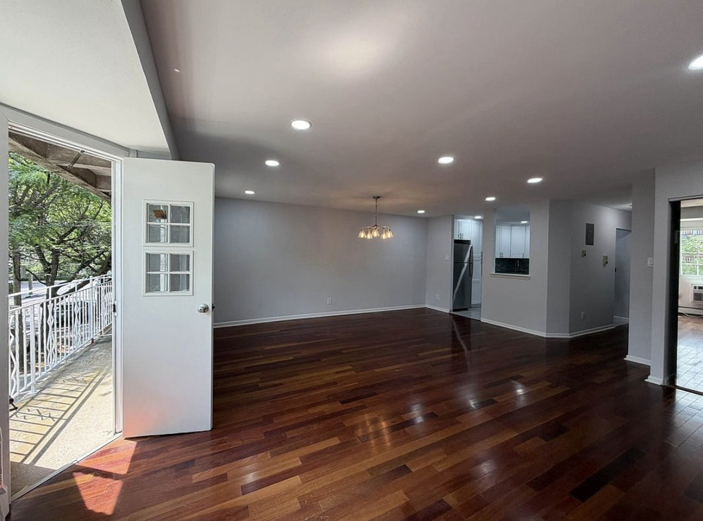 1121 East 73rd Street - Photo 5