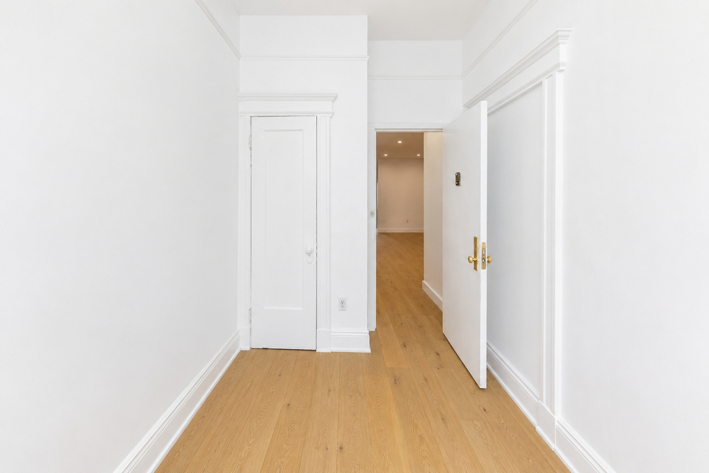 1169 Nostrand Avenue - Photo 8