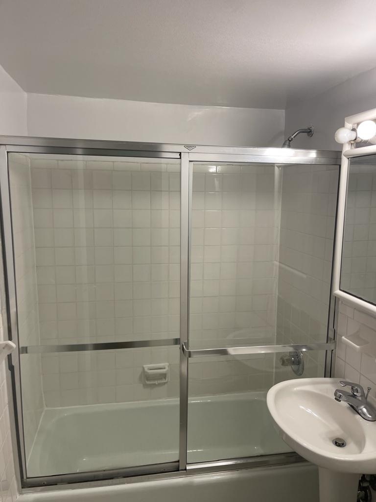 E 87th St / York Avenue - Photo 1